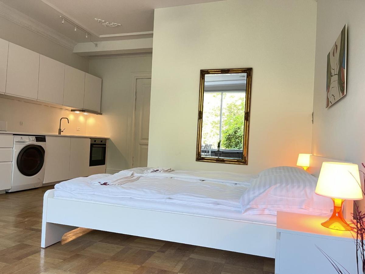 Aday - Aalborg Mansion - Studio With Terrace And Garden Εξωτερικό φωτογραφία